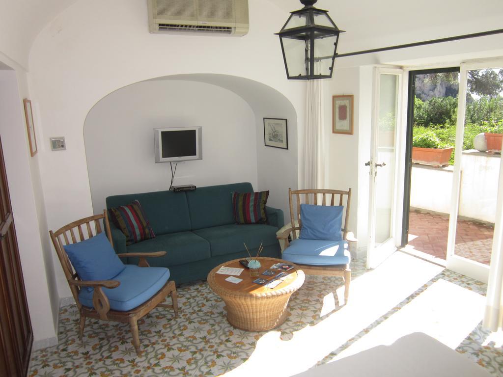 Casa Del Solitario Capri Oda fotoğraf